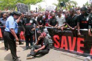 Agatu-youths-street-on-protests-in-Abuja-on-Wednesday-morning-over-the-killings-going-in-Benue-State-3-504x336