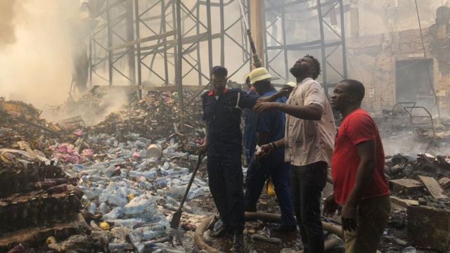 Next Cash and Carry Supermarket fire