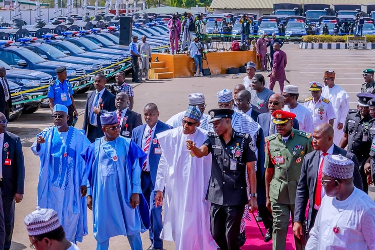 Buhari at Police headquaters - THEWILL NEWS MEDIA