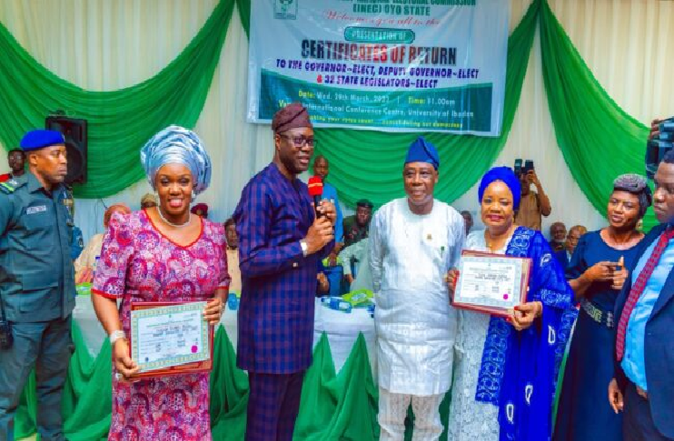 Makinde, Lawal, Others Receive Certificates Of Return - Vimarsana News