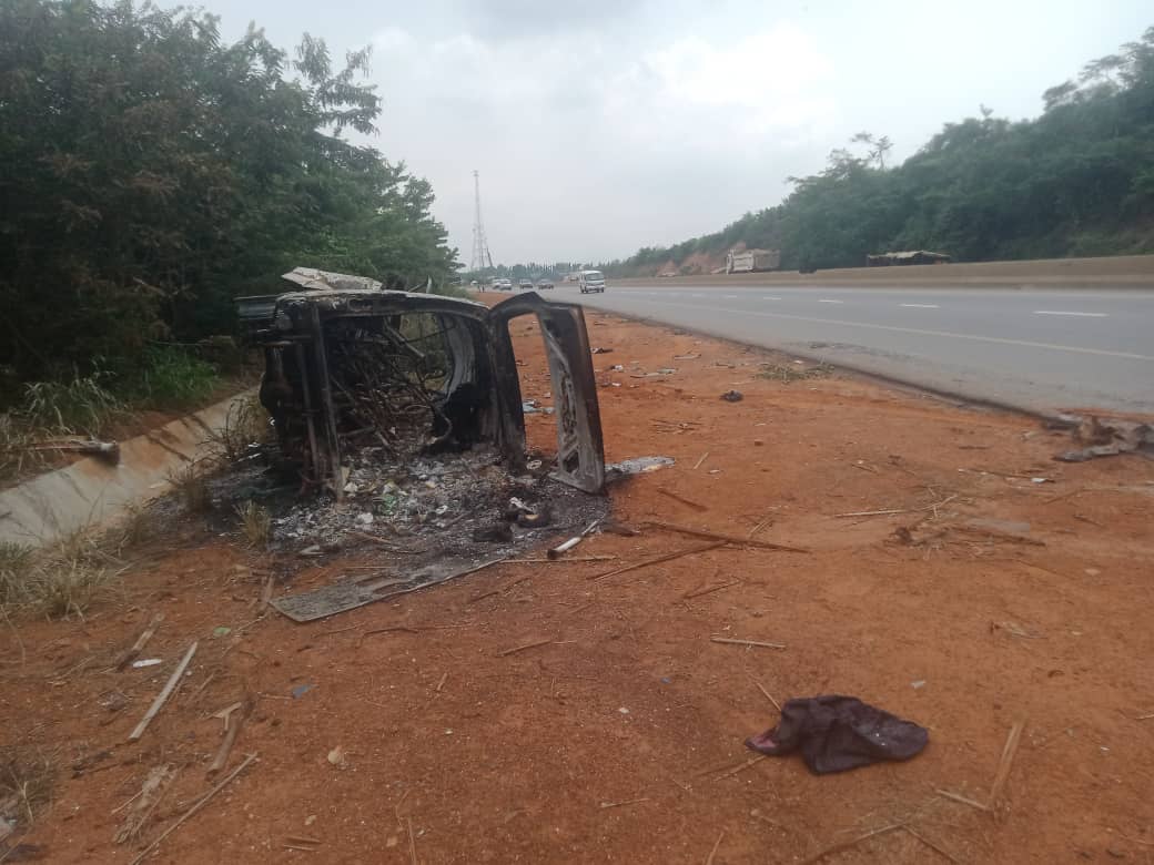 Auto Crash: 7 Burnt, 18 Injured In Lagos-Ibadan Expressway - Vimarsana News