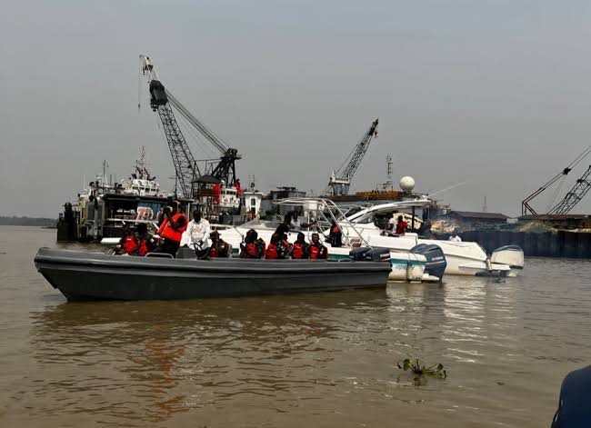 Navy Intercepts Four Stowaways Aboard UAE-Bound Vessel In Lagos - Vimarsana News