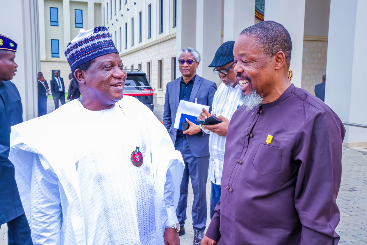 FG and labour 3 - THEWILL NEWS MEDIA