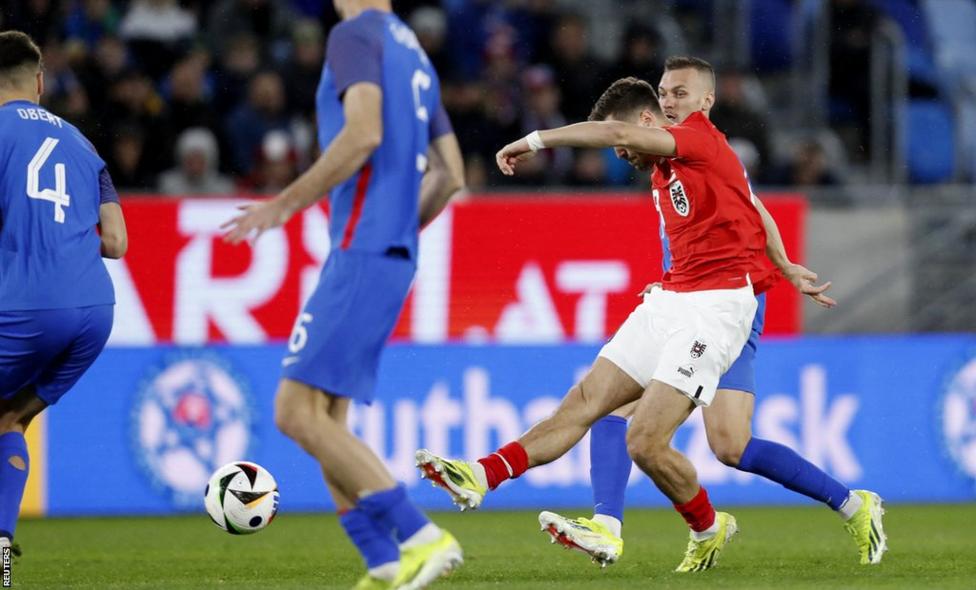 Rakúsko šokuje Slovensko rekordným gólom Baumgartnera