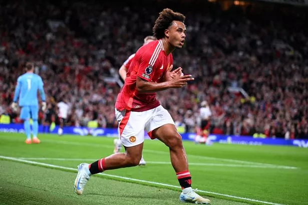 Debutant Zirkzee’s Late Strike Gives Man Utd Opening Day Victory thumbnail