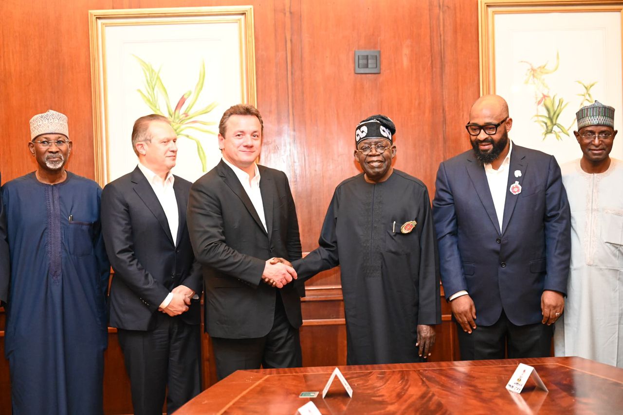 L-R- Co-Chairman President Committee on Livestock Reform, Professor Attahiru Jega, Executive of JBS S.A Brazil, Mr. Gilberto Tomazoni, Founder and President of JBS S.A Brazil, Mr Wesley Batista, President Bola Ahmed Tinubu, Niger State Governor, Mohammed Umaru Bago and Minister for Livestock Development, Alhaji Idi Mukhtar during signing of Letter of Intent between the Federal Government and the JBS S.A on partnership for integrated livestock development in Nigeria on the sideline of G20 Leaders' Summit in Rio, Brazil on Thursda - THEWILL NEWS MEDIA L-R- Co-Chairman President Committee on Livestock Reform, Professor Attahiru Jega, Executive of JBS S.A Brazil, Mr. Gilberto Tomazoni, Founder and President of JBS S.A Brazil, Mr Wesley Batista, President Bola Ahmed Tinubu, Niger State Governor, Mohammed Umaru Bago and Minister for Livestock Development, Alhaji Idi Mukhtar during signing of Letter of Intent between the Federal Government and the JBS S.A on partnership for integrated livestock development in Nigeria on the sideline of G20 Leaders' Summit in Rio, Brazil on Thursday