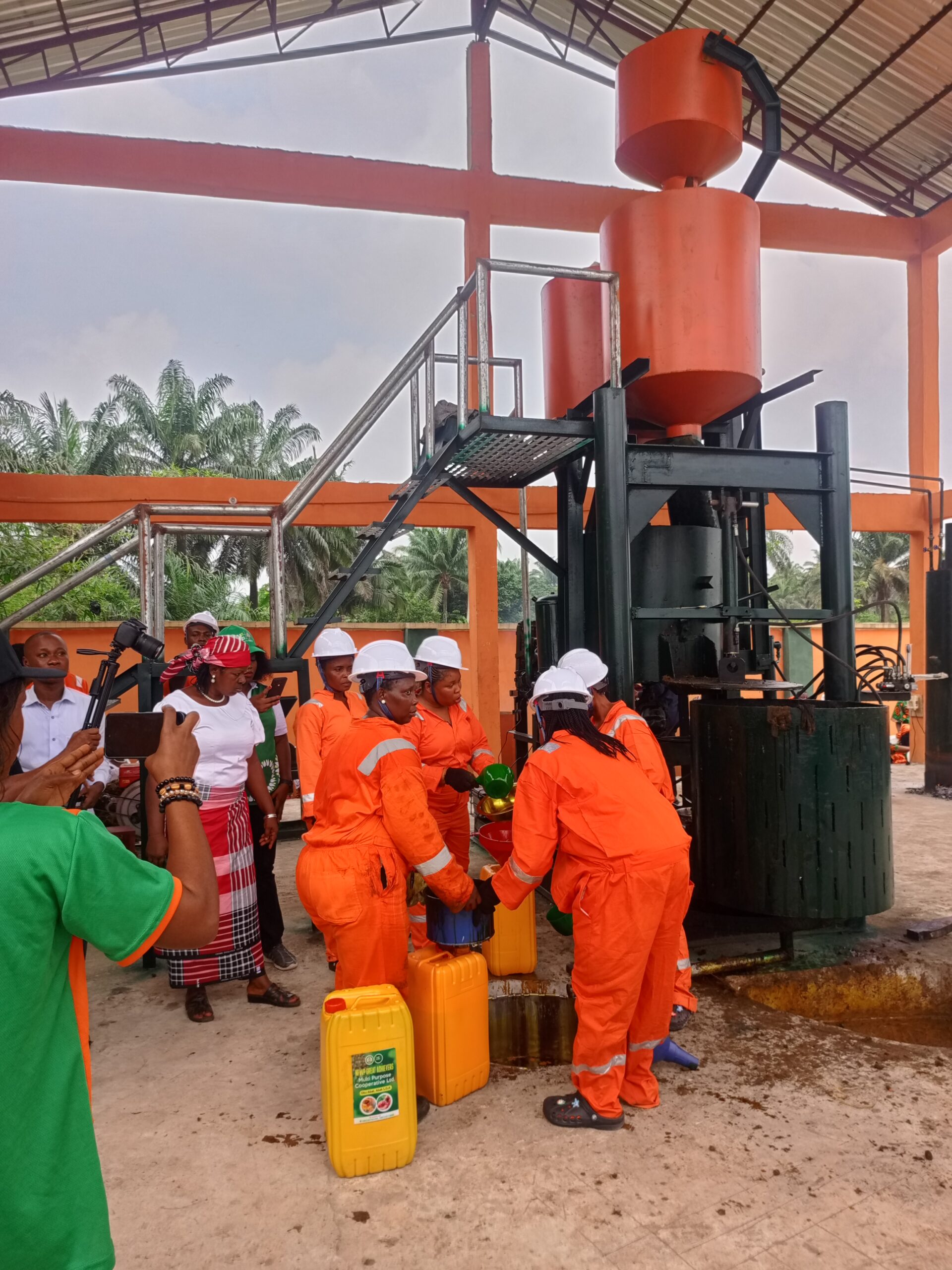 the oil mill at Oku Abak, commissioned by the Akwa Ubom State Governor, Pastor Umo Eno.