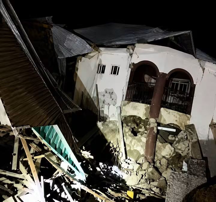 Collapsed 3 story building - THEWILL NEWS MEDIA