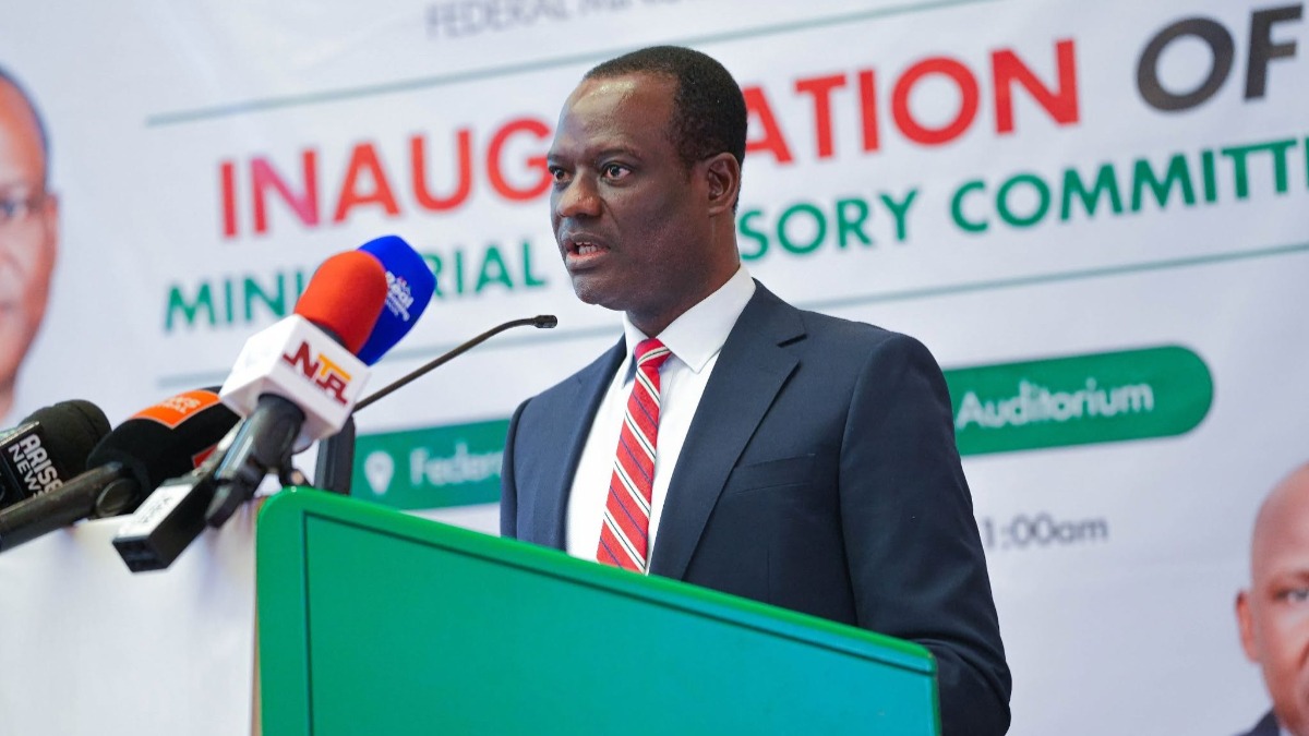 Taiwo Oyedele - THEWILL NEWS MEDIA Taiwo Oyedele