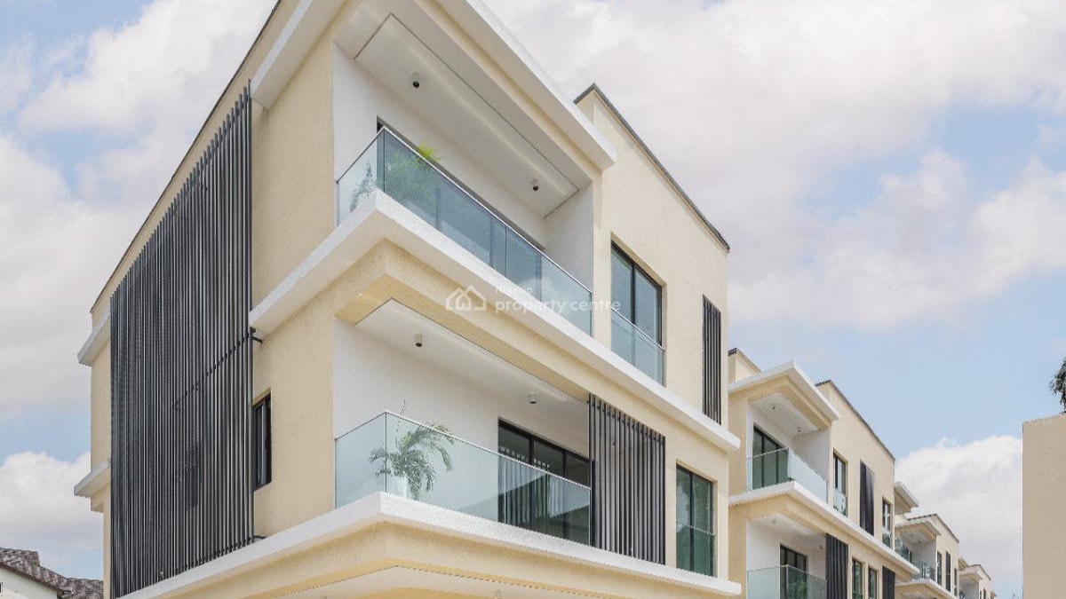 A row of houses. Photo credit: NigeriaPropertycenter - THEWILL NEWS MEDIA