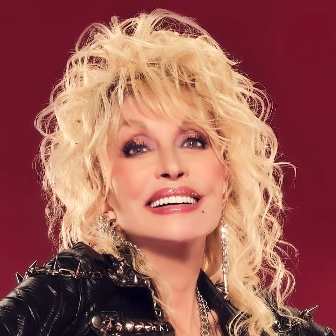 Dolly Parton - THEWILL NEWS MEDIA Dolly Parton