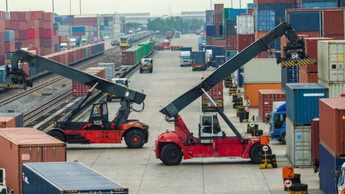 Containers and cargo-handling equipment - THEWILL NEWS MEDIA Containers and cargo-handling equipment
