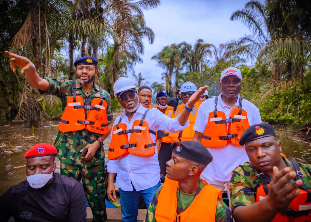 Governor Aiyedatiwa at NAF plane crash site in Ondo - THEWILL NEWS MEDIA Igbokoda