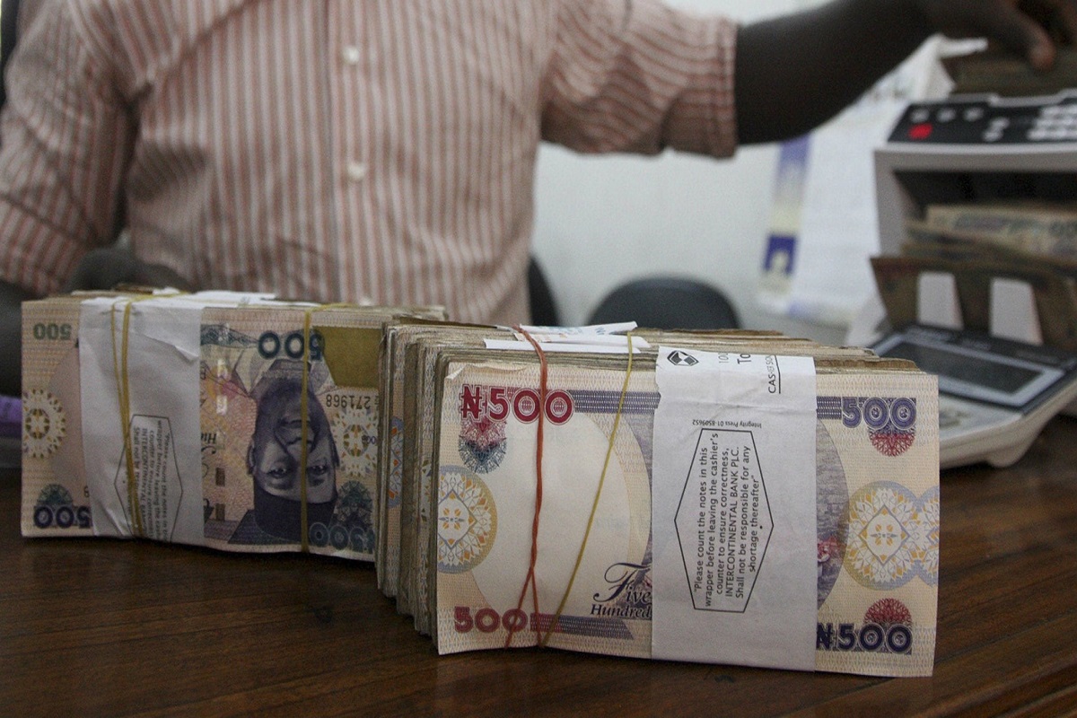 Bundles of ₦500 banknotes/naira - THEWILL NEWS MEDIA Loan